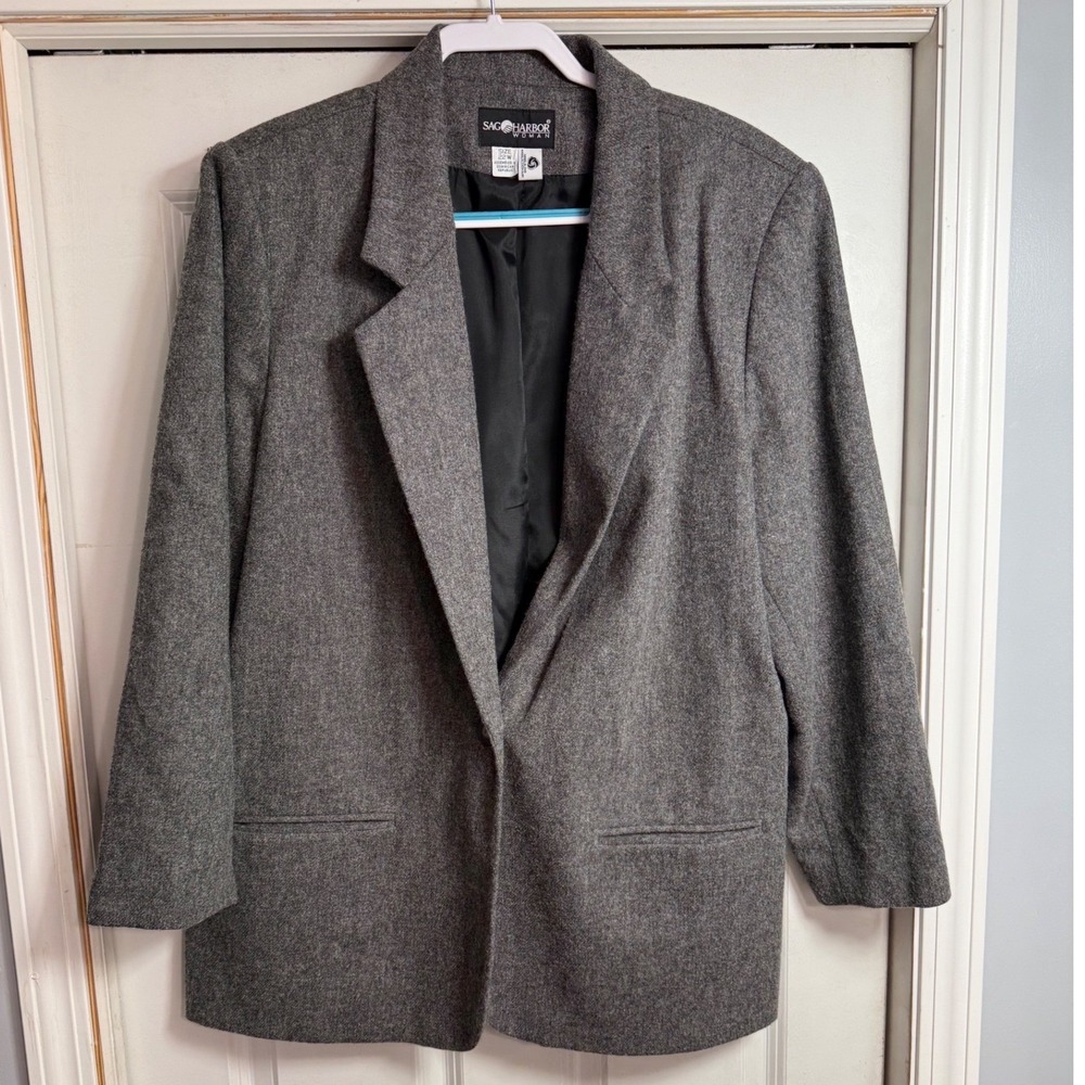Sag Harbor Woman Gray Wool Blend Blazer Jacket Plus Size 22W Single Button Gray